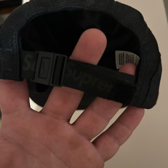 Nike Supreme Air Hat - Picture 2 of 2